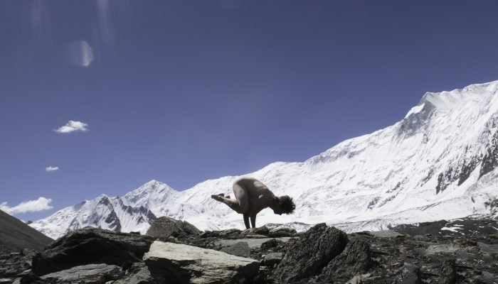 Annapurna Kakasana