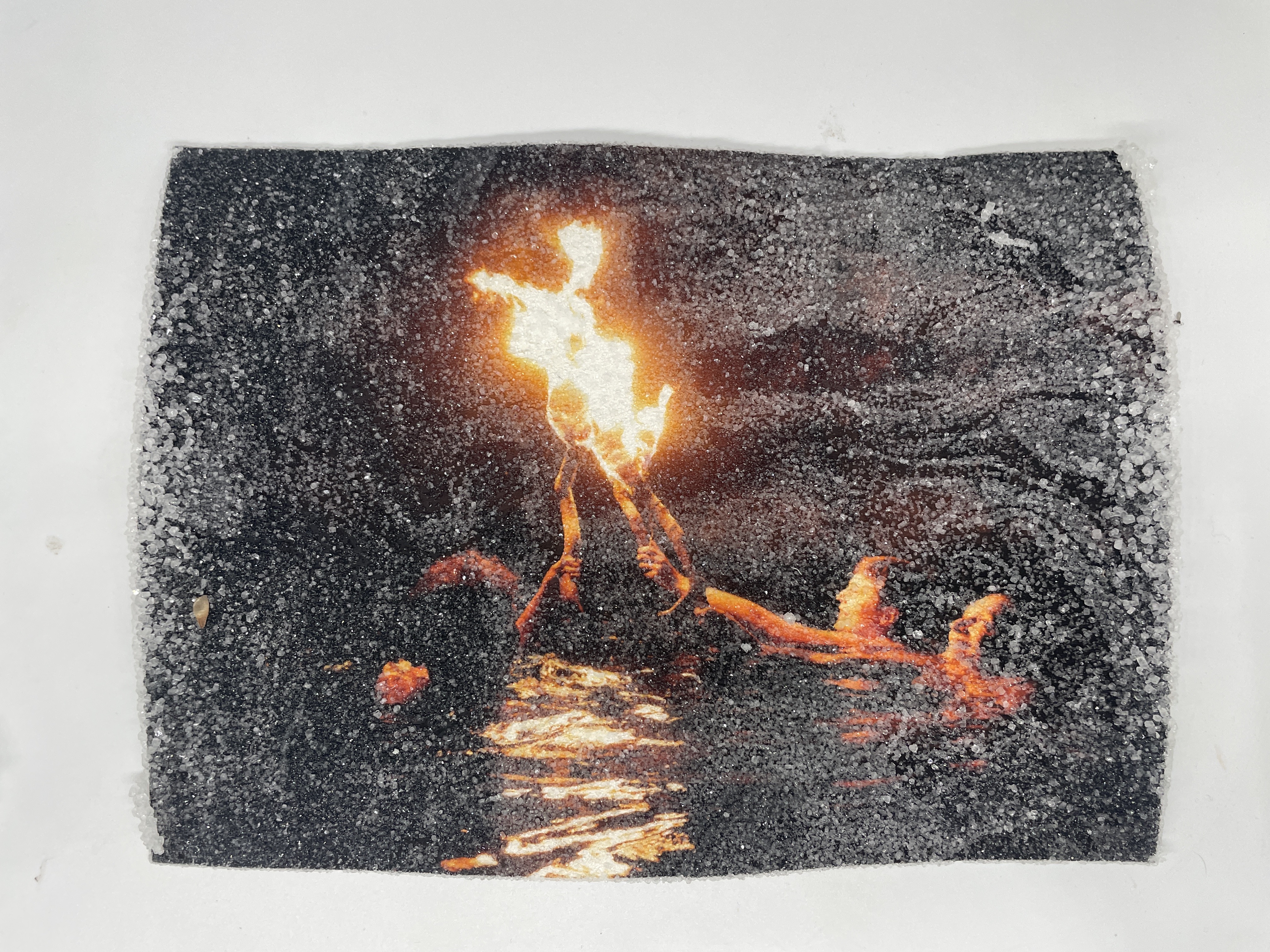 Le feu sur l’eau sous cristal